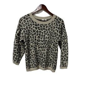 Gap animal print long sleeve sweater size medium